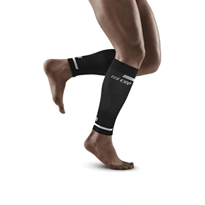 Imagen de CEP THE RUN COMPRESSION CALF SLEEVES para hombre Calentadores las piernas de compresión en negro la activación muscular eficaz pantorrilla Talla V XL