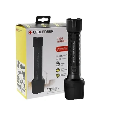 Imagen de Ledlenser Linterna de bolsillo LED P7R Work Robust, batería litio 21700 recargable, impermeable IP68, 900 lúmenes, CRI alto, enfocable, haz luz 240m, carga magnético USB y estación