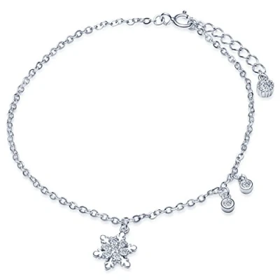 Imagen de Pulsera Infinite U de plata ley 925 con una estrella y luna colgando, decoradas diamantes imitación, ajustable.