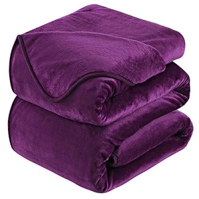 Imagen de HOZY Manta Suave 350g/m² Franela Reversible para Cama/Sofa &amp; Cubre Sofas(sin Electricidad Estática) Universal Cuatro Estaciones Púrpura 150x200 cm
