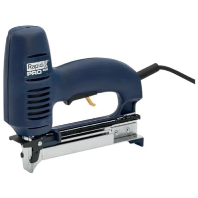 Imagen de Rapid PRO R553 Grapadora Eléctrica Ajustable con Placa Frontal Extraíble para Madera, Tela, Alfombras, Cuero y Manualidades Grapas N.º 53 Clavos 8 (10642901)