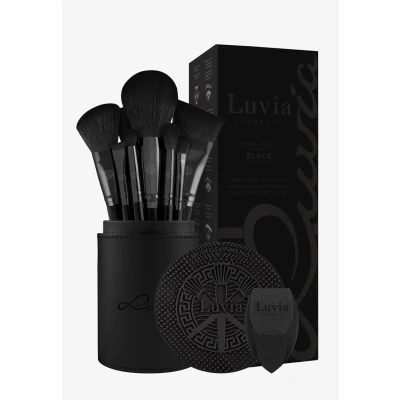 Imagen de Set de pinceles maquillaje Luvia, Prime Vegan Pro Negro, 12 que incluyen un depósito para pinceles, una esponja mezcladora y alfombrilla limpieza