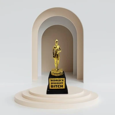 Imagen de Mad Monkey Trofeo divertido World&#039;s Biggest Bitch decorativo de broma
