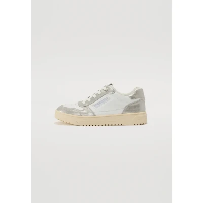 Imagen de TOM Tailor Zapatillas, Mujer, Talla: 37, Silver/white Zapatos