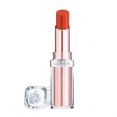 Imagen de L&#039;Oreal Paris Lápiz labial, bálsamo en labios, mantiene los labios hidratados y suaves, acabado brillante de aspecto natural, Glow Paradise, 244 Apricot Desire?