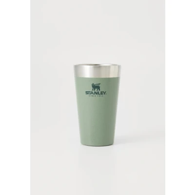 Imagen de Stanley Adventure Stacking Beer Pint 0.47L Termo Mantiene la Cerveza Fría 4 Horas Jarra Acero Inoxidable Aislamiento al Vacío de Doble Pared Apta Para Lavavajillas Hammertone Green