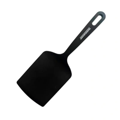 Imagen de Fackelmann Fenix Espátula de Cocina con Ranuras, Material RPET 100% Reciclado, Plástico Reciclable Alta Resistencia al Calor hasta 230ºC, Durabilidad, Anti Rayaduras, Negro, 30 cm, 1 ud.