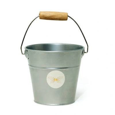 Imagen de ByAstrup Water and Feed Bucket
