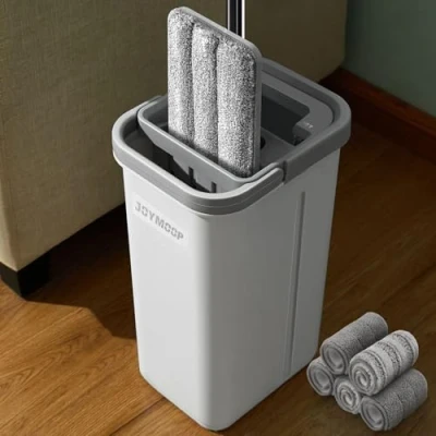 Imagen de JOYMOOP Juego de fregona y cubo con escurridor, plana manos libres cubo, 5 almohadillas microfibra lavables, uso en húmedo seco, sistema limpieza suelos