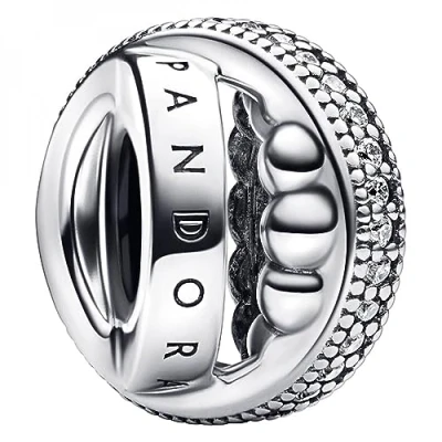 Imagen de Charm Pandora 792317C01 logo y pavé