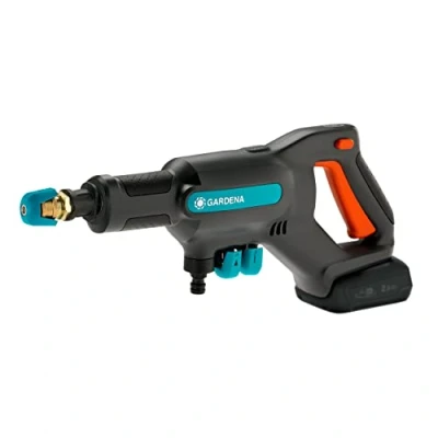 Imagen de Gardena Set premium para limpiador inalámbrico de presión media AquaClean 24/18V P4A: equipamiento completo, 3 niveles, máx. 24 bar, con batería + cargador (14800 31)