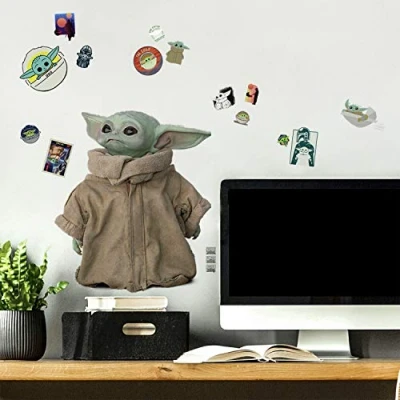 Imagen de RoomMates RMK4477SCS The Mandalorian Baby Yoda Grogu Calcomanías de pared para despegar y pegar