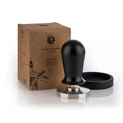 Imagen de Buddy&#039;s Bar Barista Edition, Premium Tamper, Ø 58 mm Base, H: 10 cm, Acero Inoxidable, Sello de Espresso para portafiltros mm, prensador café con Alfombrilla Silicona, Mango Negro