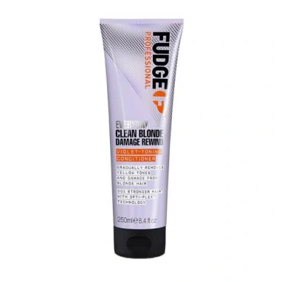Imagen de Fudge Everyday Clean Blonde Violet Toning Acondicionador 250 ml