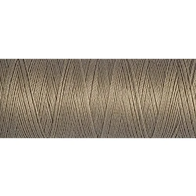 Imagen de Gutermann Sew All hilo de poliéster, Pebble 0724, 100 m