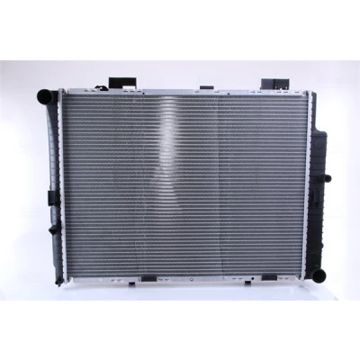 Imagen de NISSENS 62598A Radiador, refrigeración del motor Aluminio 640 489 40 Aletas soldadas MERCEDES BENZ: Clase E Berlina, T modell