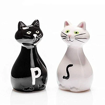 Imagen de Juego de salero y pimentero en forma gato.
