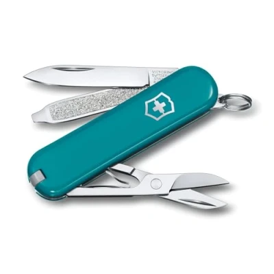 Imagen de Victorinox, Classic SD, Navaja Multiuso Suiza, Cuchillo bolsillo, Regalo, 7 Funciones, Hoja pequeña, Lima de uñas