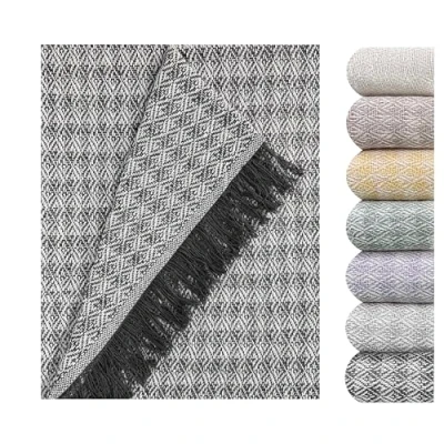 Imagen de GFD Colcha Multiusos para Sofas Lisa Viena, Cubre Sofa, Plaid Cama, Jarapas Sofas, Foulard Manta Sofa (180 x 260, Gris)
