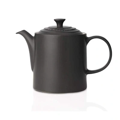 Imagen de Le Creuset Tetera Grand de cerámica gres, 1, 3 litros, para 4 tazas, Negro Mate, 70703130000000
