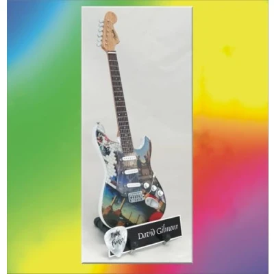 Imagen de DAVID GILMOUR guitarra miniatura con púa de Pink Floyd