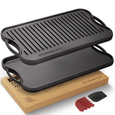 Imagen de OVERMONT Parrilla reversible de hierro fundido pre sazonado con asas para estufa gas, horno fuego abierto, 43,18 x 24,89 cm, una bandeja, raspadores incluidos