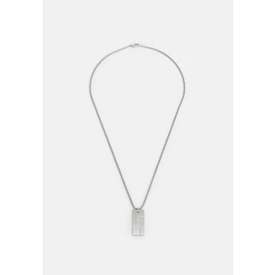 Imagen de Calvin Klein Collar con Colgante para Hombre Colección GRID de Acero Inoxidable 35000058