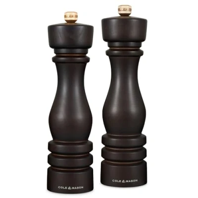 Imagen de Cole &amp; Mason H233020 London Madera de Chocolate Molinillos Sal y Pimienta, Precision+/Molienda Ajustable, Haya, 220mm, Caja Regalo, Incluye 2 x Molinos, Garanzia del Meccanismo a Vita
