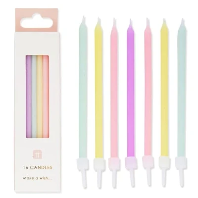 Imagen de pastel Birthday Candles Paquete de 16 velas cumpleaños color arcoíris con soportes Alto Delgado 10cm Decoraciones tartas para cumpleaños, baby shower, Pascua, fiesta niñas, hija
