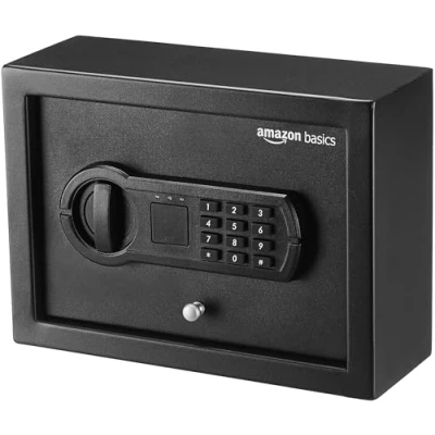 Imagen de Amazon Basics Caja fuerte de escritorio, pequeña y delgada, con teclado electrónico programable, Negro, 30 x 22 11 cm (ancho prof. alto)