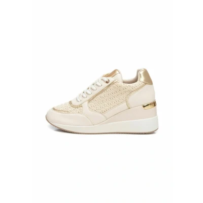 Imagen de XTI Zapatilla Mujer Beige Calzado Cómodo y Versátil Moda Casual Modelo 14393001 (Talla 39)