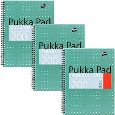 Imagen de Pukka Pad, Libreta metálica A4 cuadriculada Jotta 3 Pack 29,7 x 23 cm Cuaderno de espiral con papel 80 g/m² Cuenta 4 márgenes perforación y bordes perforados 200 páginas, verde
