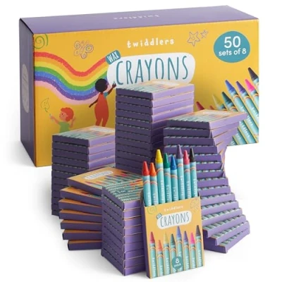 Imagen de THE TWIDDLERS 50 scatole di pastelli a cera per bambini, 8 scatola, 400 in totale colori misti, confezioni mini perfette riempire i sacchetti delle feste