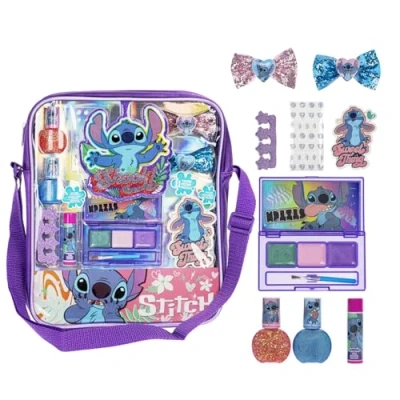 Imagen de Disney Stitch ¡El Bolso de Hombro Lleno Maquillaje Incluye Brillo Labios, Esmalte uñas, Lazo para el Cabello y más! niñas, Ideal a Partir 3 años