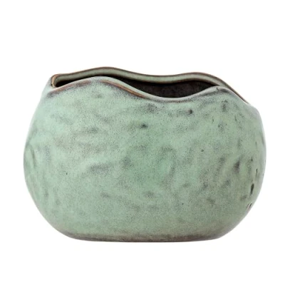 Imagen de Bloomingville Maceta de gres Verde, Parte la colección Pennie, con Forma orgánica y Esmalte Brillante, Ideal para jardinería doméstica, Largo 16,5 x Alto 11 Ancho 13 cm, Pueden