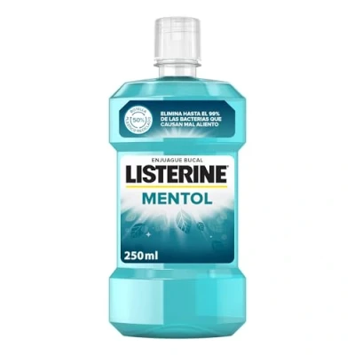 Imagen de Listerine Mentol sabor suave (1 x 250 ml), enjuague bucal con flúor, colutorio 24 horas de protección, elixir mentolado para un aliento fresco duradero