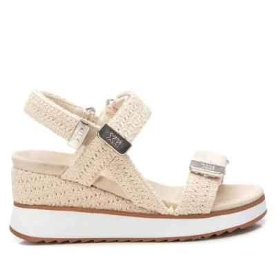 Imagen de XTI Sandalia Mujer Beige Calzado Cómodo y Versátil Moda casual Modelo 14394601 (Talla 37)