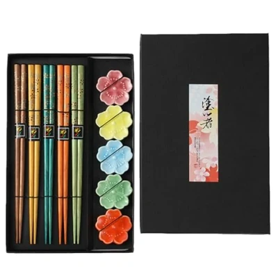 Imagen de Set de Regalo para Palillos, 5 Pares Palillos Bambu Japoneses Chopsticks Reutilizables, Madera chinos Sushi, Hecha a Mano(Conejo Jade) (Flor dorada)