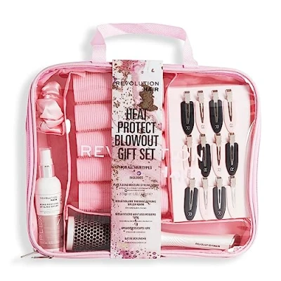 Imagen de Revolution Beauty London Hair Plex Heat Protect Blowout Set de regalo, pinzas para el pelo, cepillo elegante, rodillos, spray peinado, coletero y bolsa incluidos