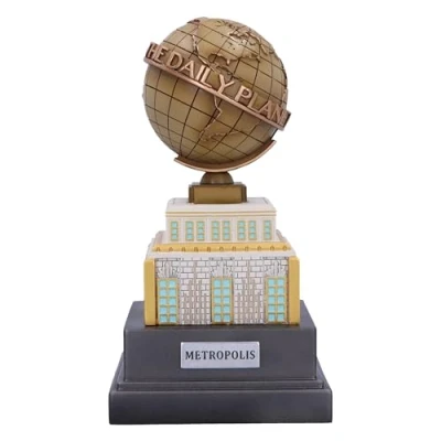 Imagen de Nemesis Now DC The Daily Planet Adorno de Resina 22 cm, Producto Oficial DC, Torre Superman Planet, decoración del hogar Comics, Fundido en la Mejor Resina, Pintado a
