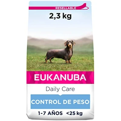 Imagen de EUKANUBA Daily Care Alimento seco para perros adultos de raza pequeña y mediana, receta control peso con pollo fresco, bajo en grasa, 2.3 kg