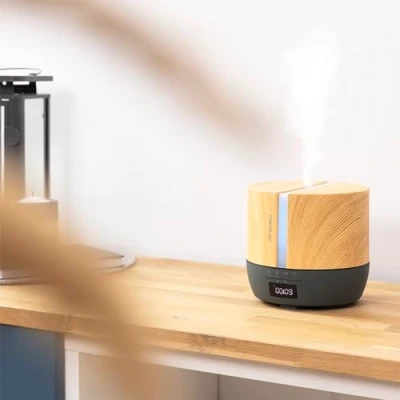 Imagen de Cecotec Difusor de aromas PureAroma 550 Connected Grey Woody. Capacidad 500ml, Pantalla LED, Altavoz, Control por bluetooth, App, Temporizador 12h, 3 Modos funcionamiento, Cobertura 30m2