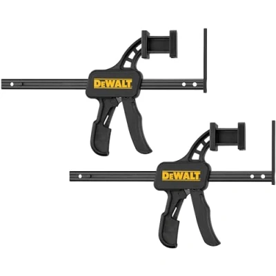 Imagen de DEWALT DWS5026 XJ Juego de Mordazas para Raíl Guía, Compatible con guía 1m DWS5021, 1,5m DWS5022, 2,6m DWS5023, Accesorio Precisión