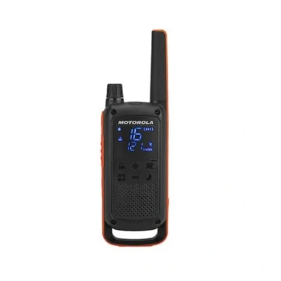 Imagen de Motorola T82 Walkie Talkie, color negro y naranja, paquete de 2 unidades