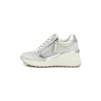 Imagen de Carmela Zapatilla Mujer Blanco Calzado Cómodo y Versátil Moda Casual Modelo 16226601 (Talla 39)