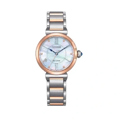 Imagen de Citizen Reloj Analógico para Mujer de Eco Drive con Correa en Acero Inoxidable EM1074 82D