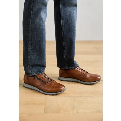 Imagen de bugatti 332 a021i, Zapatos con Cordones Hombre, coñac, 41 EU