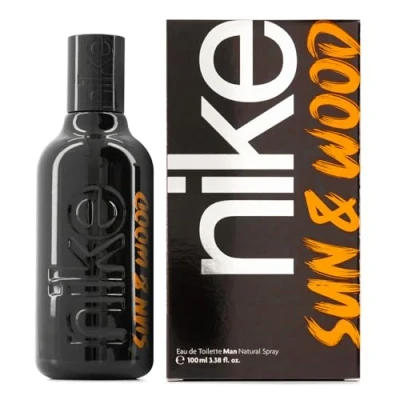 Imagen de NIKE Sun &amp; Wood, Colonia Hombre, 150 ml, Perfume Formato Spray, Eau de Toilette Natural y Masculina, Aroma Amaderado Frutal Ambarado, Fragancia Fresca Larga Duración