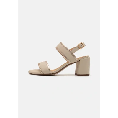 Imagen de Clarks Ezoria Sling Sandalias, Mujer, Talla: 38, Cream Zapatos