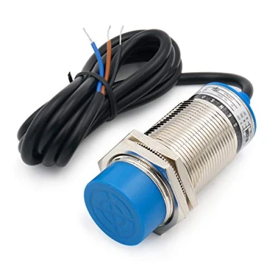 Imagen de Heschen Interruptor inductivo del sensor de proximidad, LJ30A3 15 Z/AY, Detector 15mm, 10 30VDC 200mA, PNP Normalmente Cerrado (NC), 3 cables